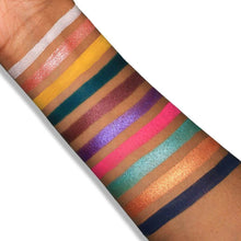 Load image into Gallery viewer, SUVA Beauty Block Party Palette
