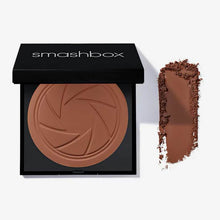 Load image into Gallery viewer, Smashbox Photo Filter Powder Foundation
