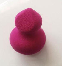 Load image into Gallery viewer, Real Techniques Miracle Sculpting Sponge
