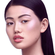 Load image into Gallery viewer, Ofra NikkieTutorials Cloud 9 Highlighter
